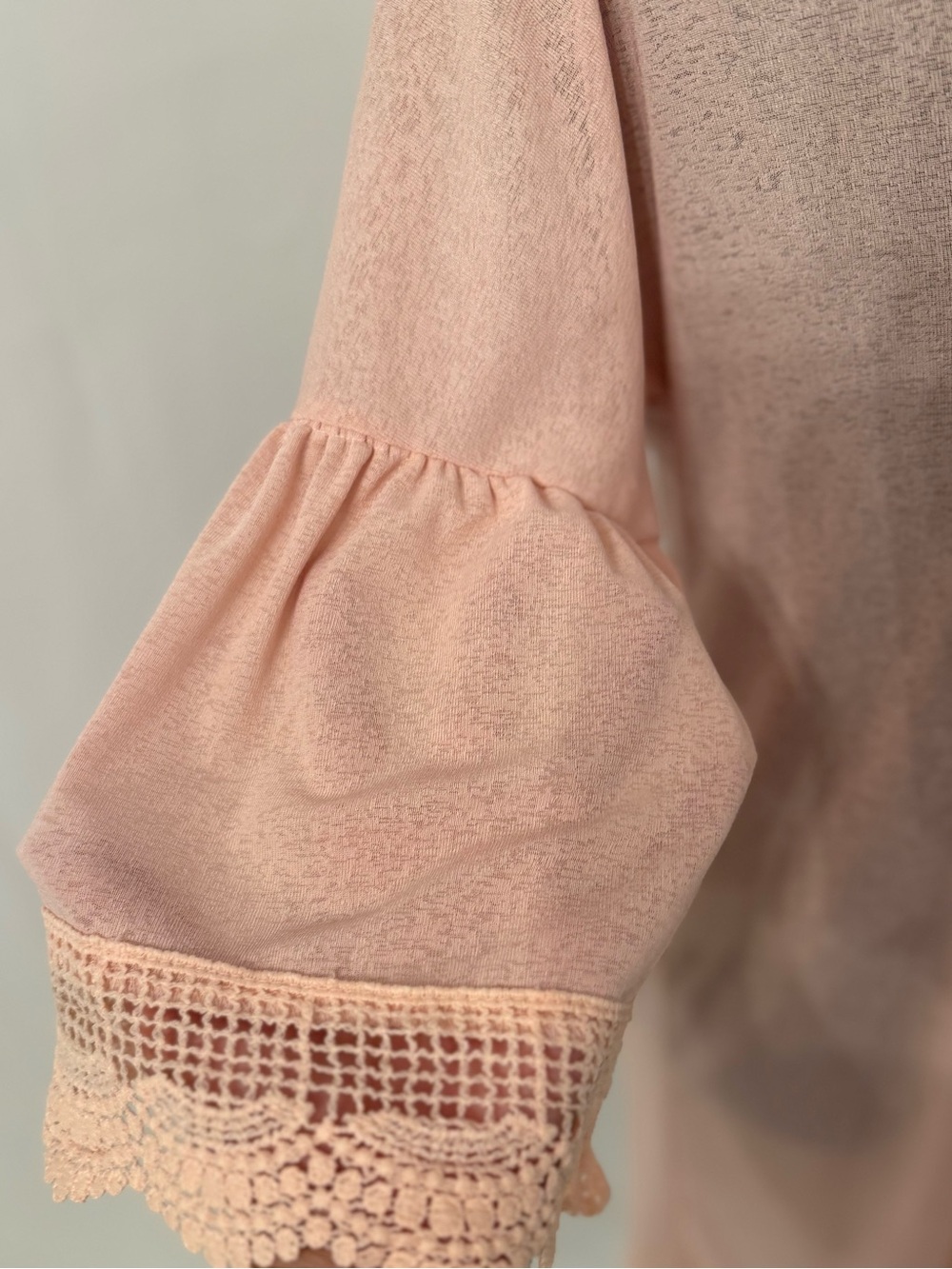Spadehill Blush Pink Crochet Lace Trim Bell Sleeve Kimono Cardigan M - Picture 13 of 17
